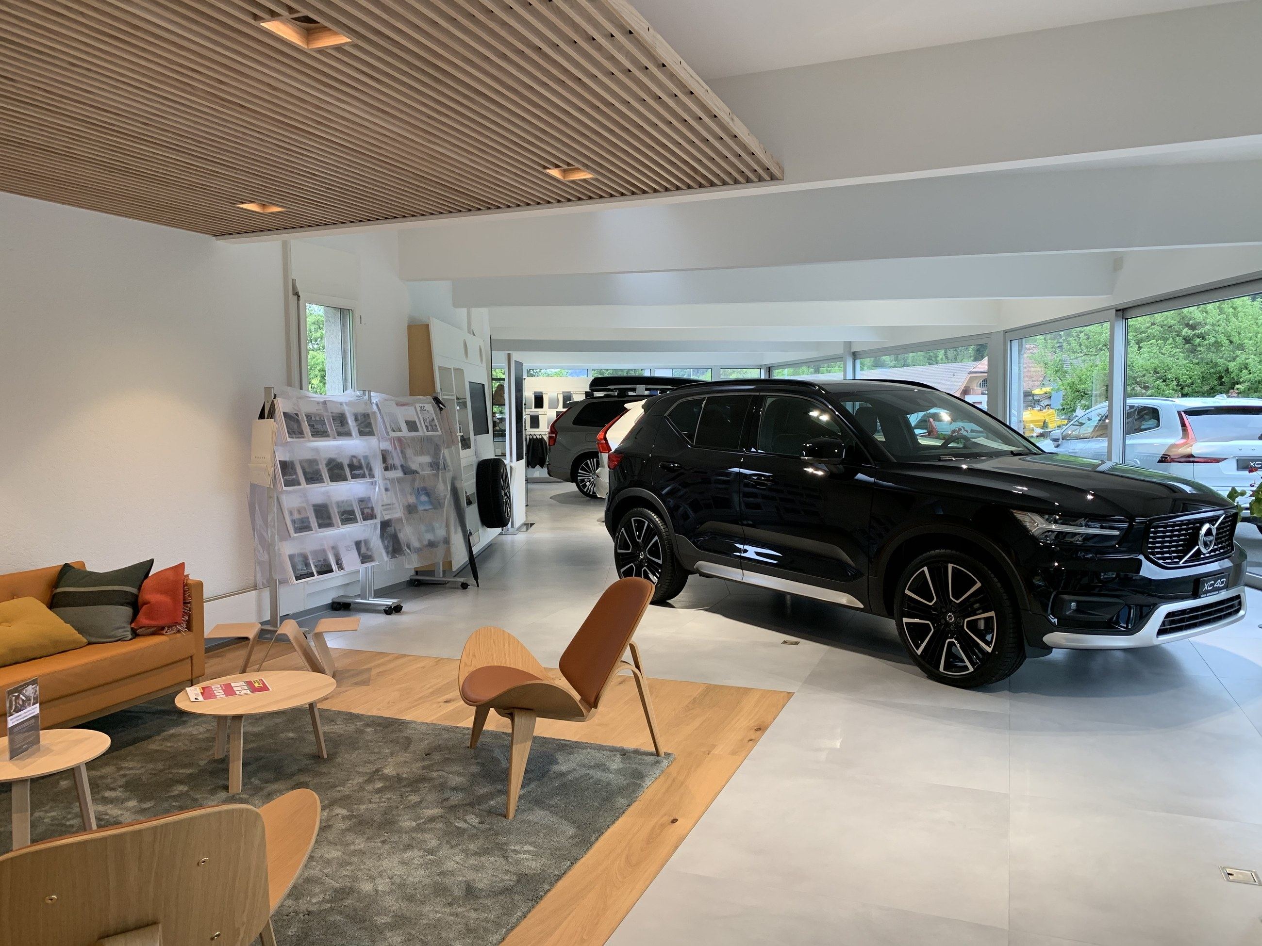 Die Volvo Lounge im Showroom der Garage Zimmermann